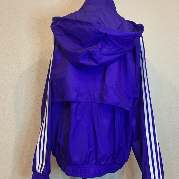 Adidas Vintage Windbreaker Size: M - Picture 7 of 10